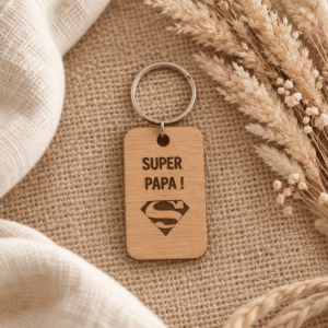 Porte-clés Super papa en bois découpé et gravé au laser