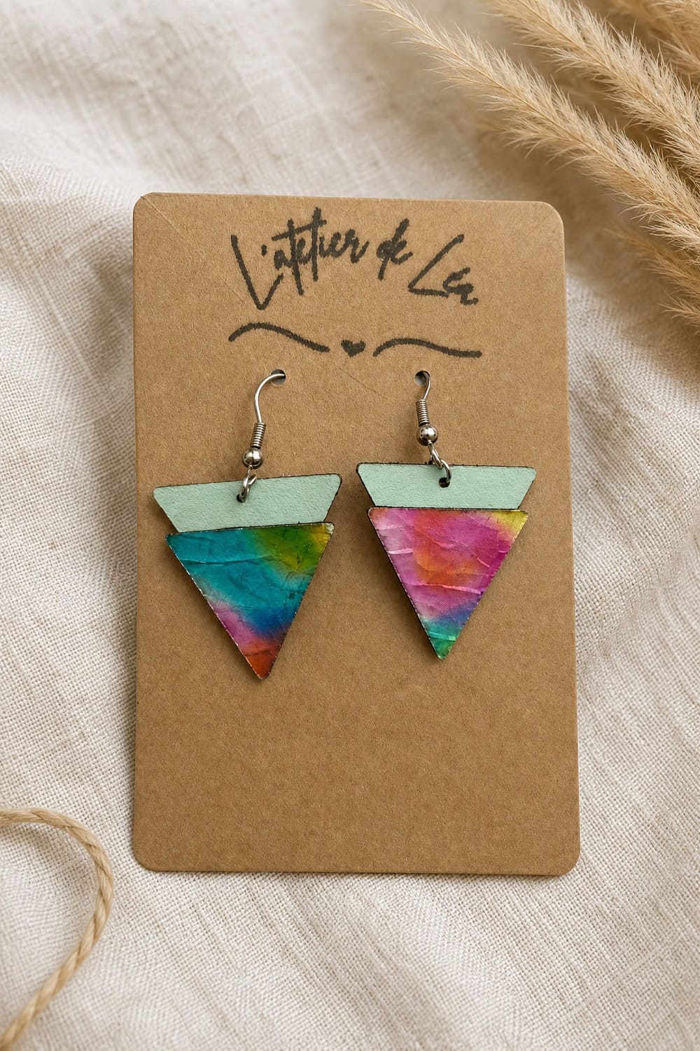 Boucle do'reille triangle couleur turquoise et aquarelle