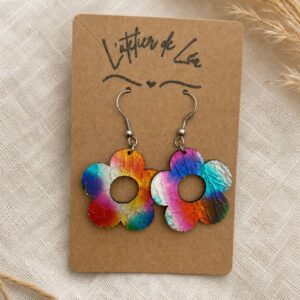 Boucles d'oreilles en forme de fleur, en cuir, montées sur acier inoxydable, motif taches d'aquarelle multicolore