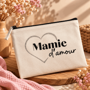 Pochette Mamie d'amour avec cœur argenté pailleté